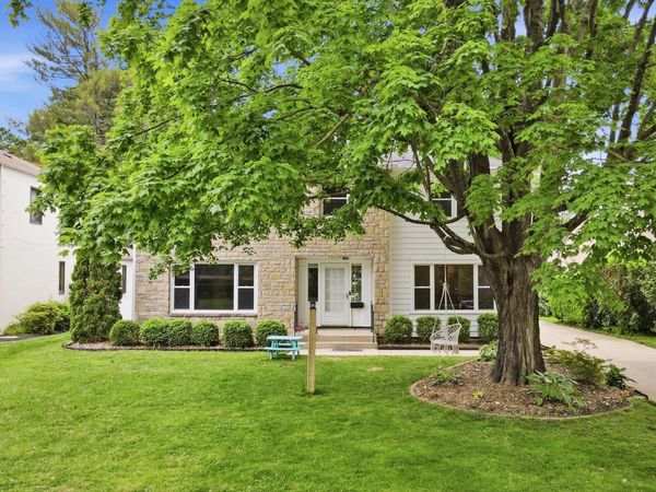 2759 Plymouth Avenue , Bexley, OH 43209