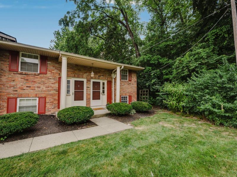 1383 Bluff Avenue , Unit B, Grandview Heights, OH 43212 Photo 1