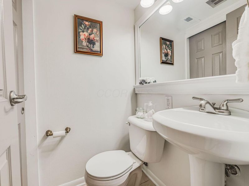 1383 Bluff Avenue , Unit B, Grandview Heights, OH 43212 Photo 15