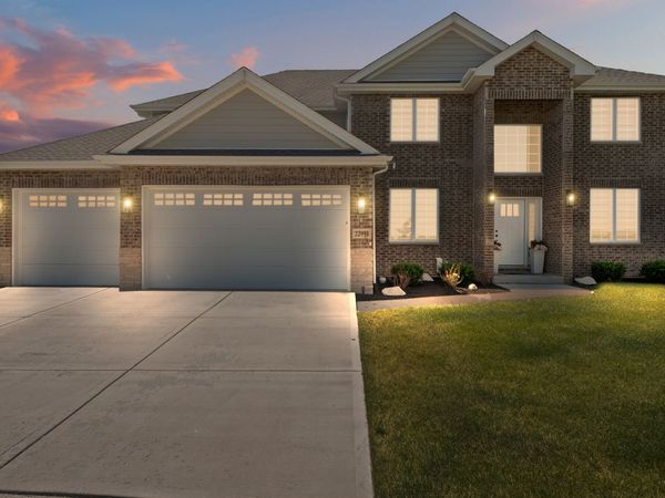 22991 Lancaster Court , Frankfort, IL 60423