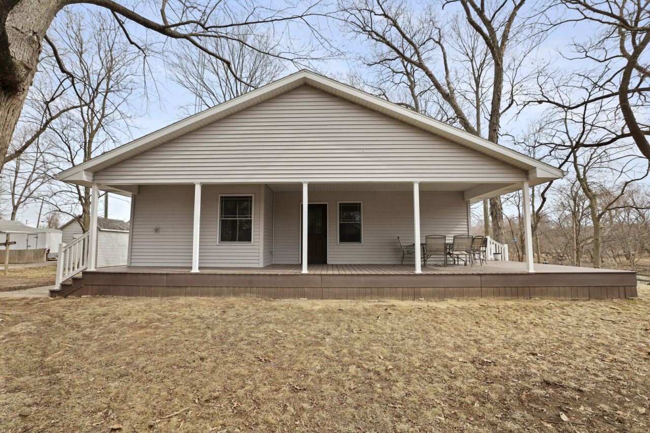 204 S Henry Street , Ashkum, IL 60911