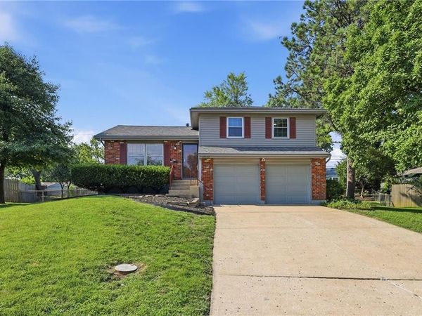 10729 Mcgee Street, Kansas City, MO 64114