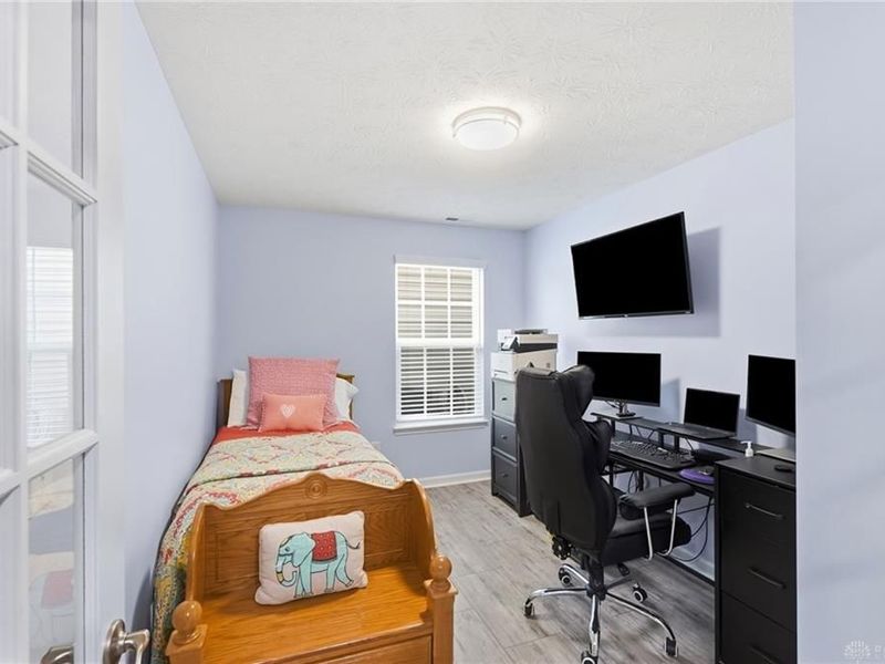 7101 Bluestream Drive, Tipp City, OH 45371 Photo 23