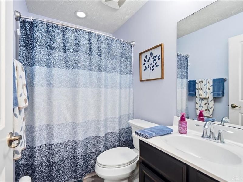 7101 Bluestream Drive, Tipp City, OH 45371 Photo 35