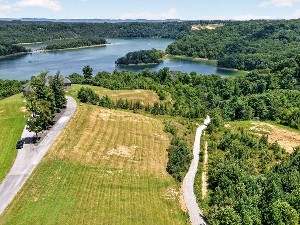 0 Holly Bend Dr , Byrdstown, TN 38549