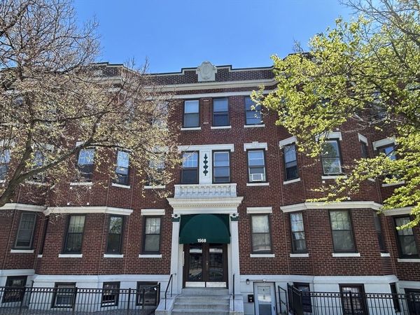 1568 Commonwealth Ave, Unit 12, Boston, MA 02135