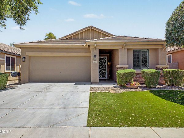 3057 S SAILORS Way, Gilbert, AZ 85295