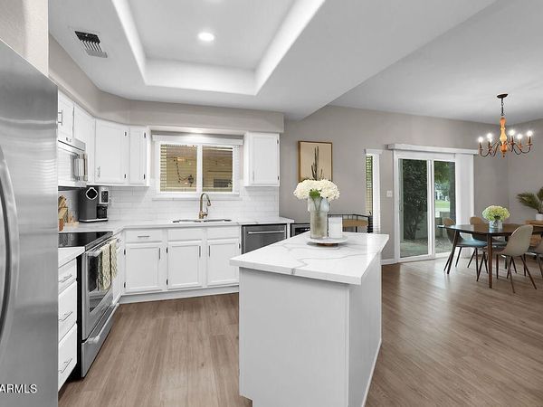 8813 S 51ST Street, Unit 2, Phoenix, AZ 85044