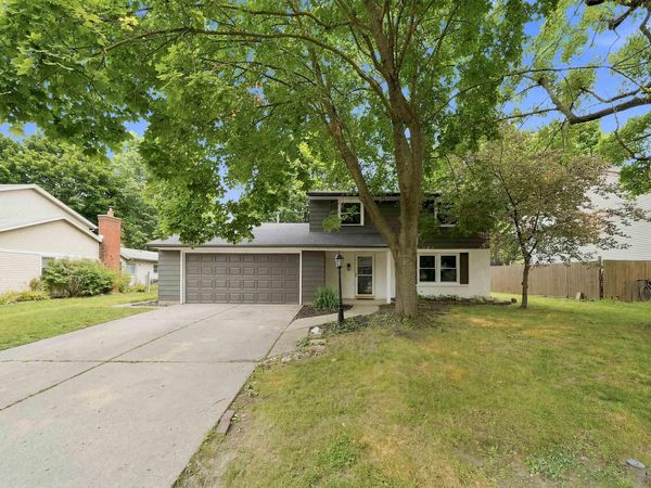 7025 White Eagle Drive, Fort Wayne, IN 46815