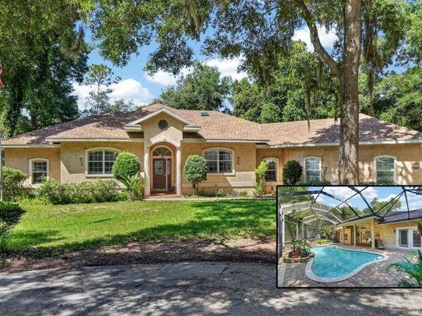 606 Parker Ct, St Augustine, FL 32086