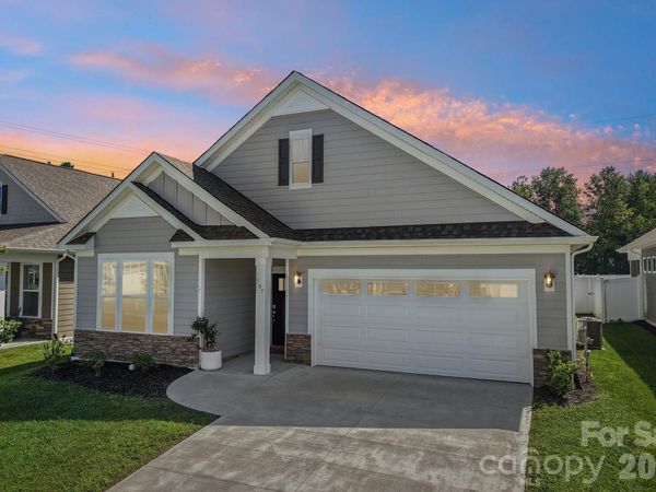 505 Fox Cove Road , Hendersonville, NC 28792