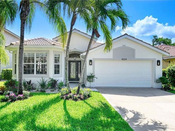 8324 Laurel Lakes BLVD , NAPLES, FL 34119