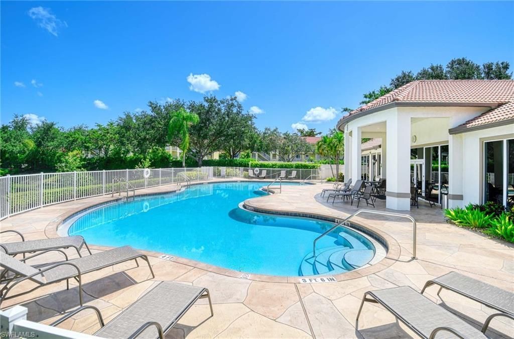 8324 Laurel Lakes Blvd, Naples, FL 34119 Photo