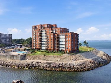 1 Seal Harbor, Unit 210, Winthrop, MA 02152