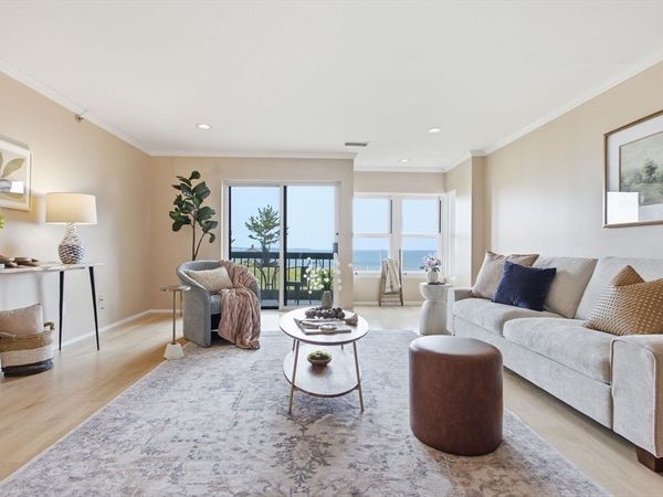 1 Seal Harbor, Unit 210, Winthrop, MA 02152