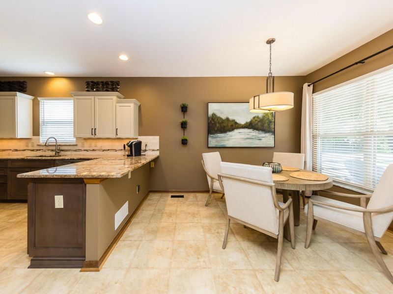 809 Aldengate Drive, Galloway, OH 43119 Photo 14