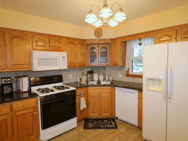 25 Chippewa Drive, Milan, OH 44846 Photo 3