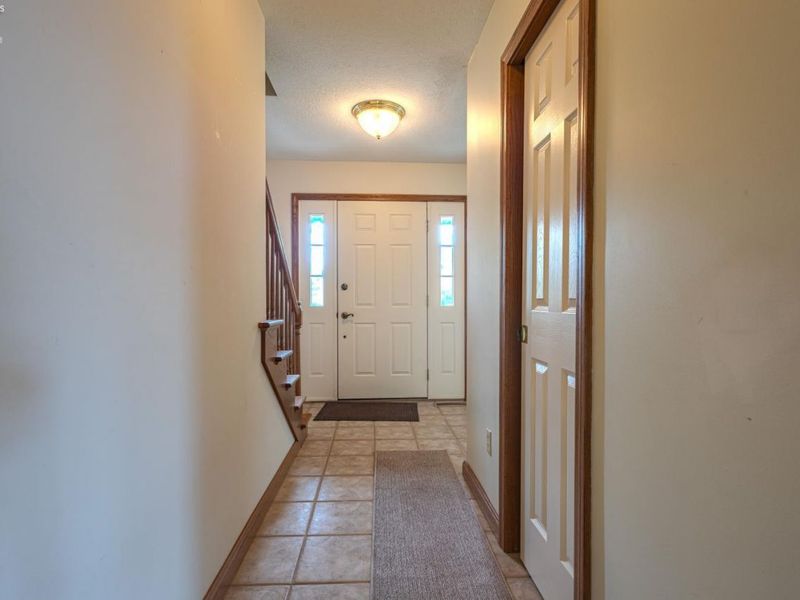 303 Canterbury Drive, Huron, OH 44839 Photo 4