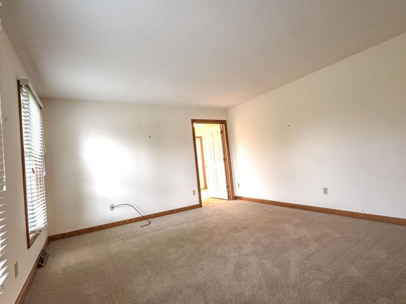 303 Canterbury Drive, Huron, OH 44839 Photo 7