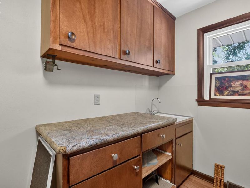 114 S Leavitt Road, Amherst, OH 44001 Photo 21