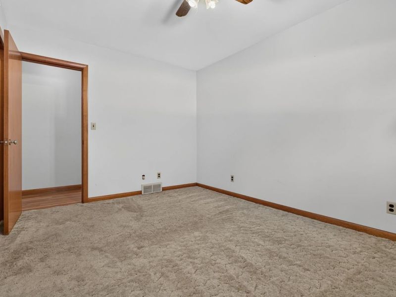 114 S Leavitt Road, Amherst, OH 44001 Photo 30