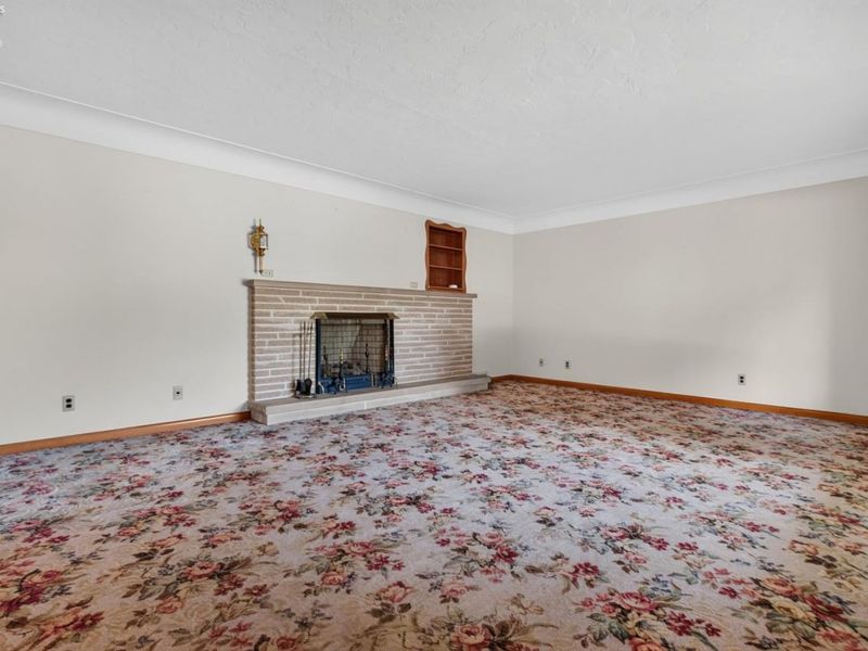 114 S Leavitt Road, Amherst, OH 44001 Photo 8