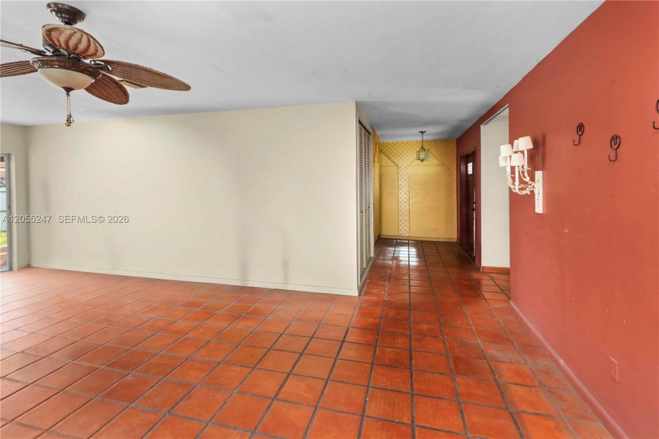 12465 SW 33rd St , Miami, FL 33175 Photo