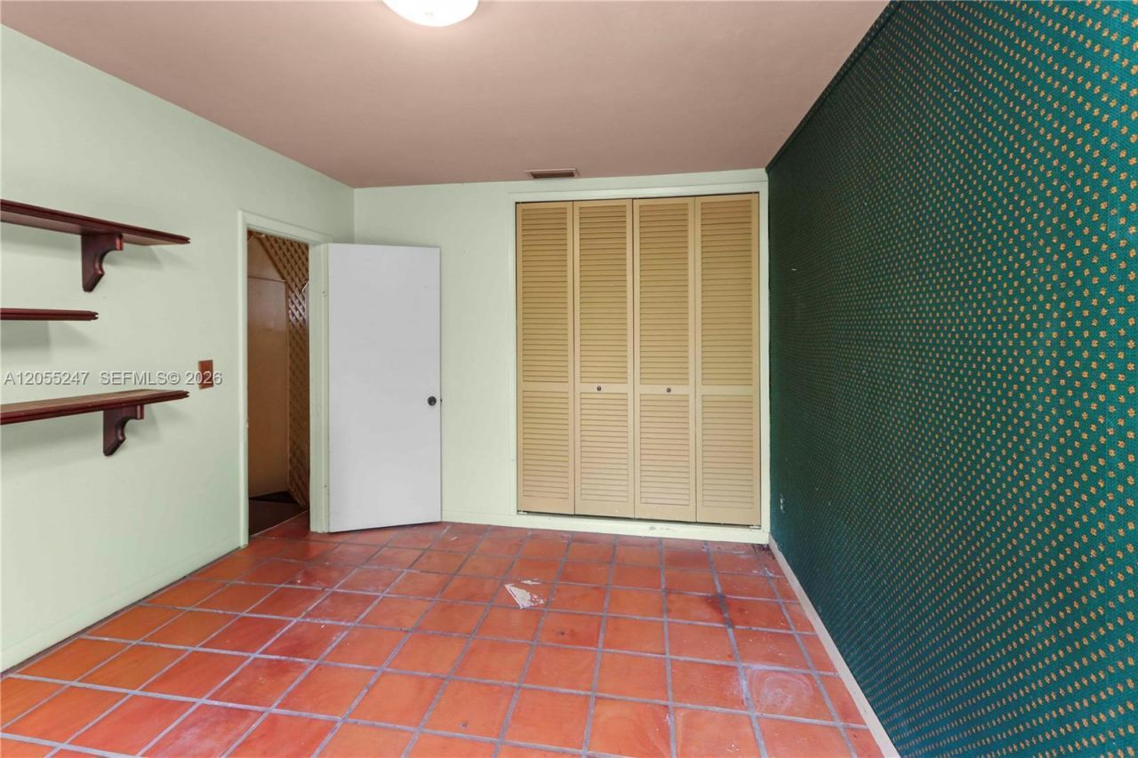 12465 SW 33rd St , Miami, FL 33175 Photo