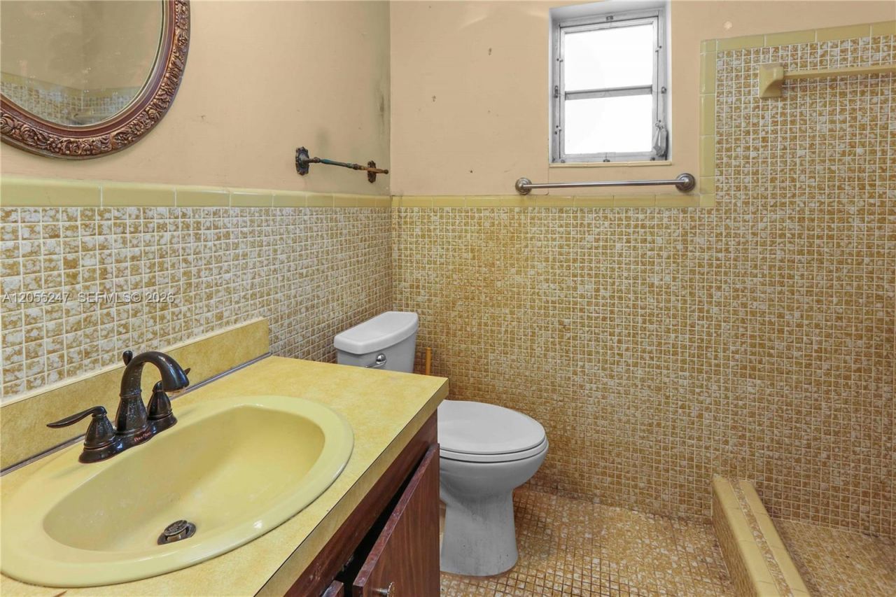 12465 SW 33rd St , Miami, FL 33175 Photo