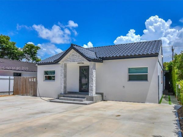 6575 SW 39th Ter, Miami, FL 33155