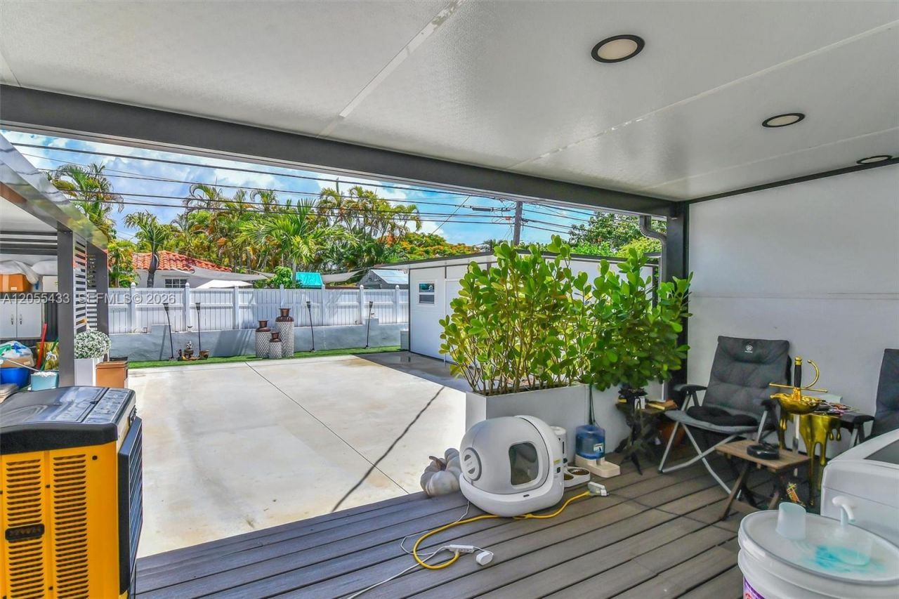 6575 SW 39th Ter, Miami, FL 33155 Photo