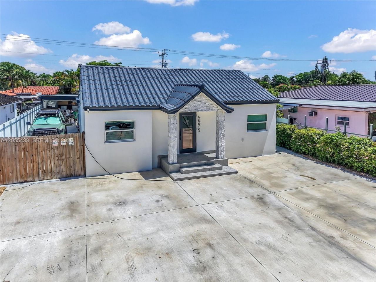 6575 SW 39th Ter, Miami, FL 33155 Photo