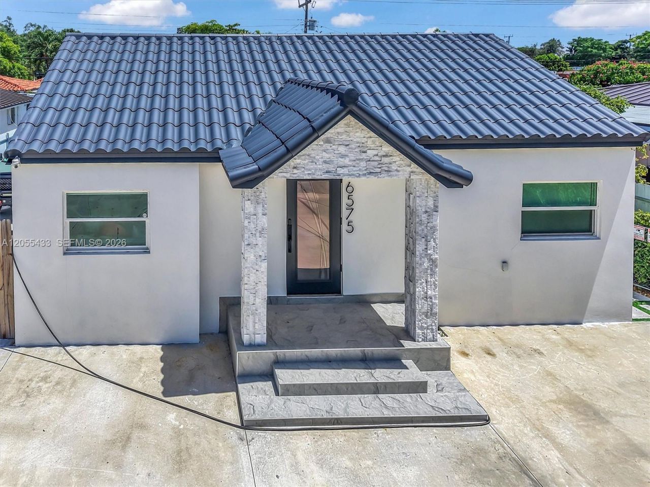 6575 SW 39th Ter, Miami, FL 33155 Photo