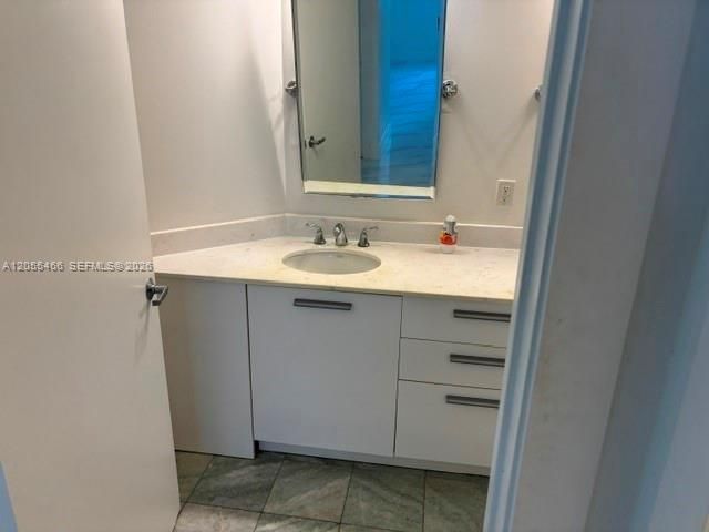 1050 Brickell Ave , Unit 1520, Miami, FL 33131 Photo