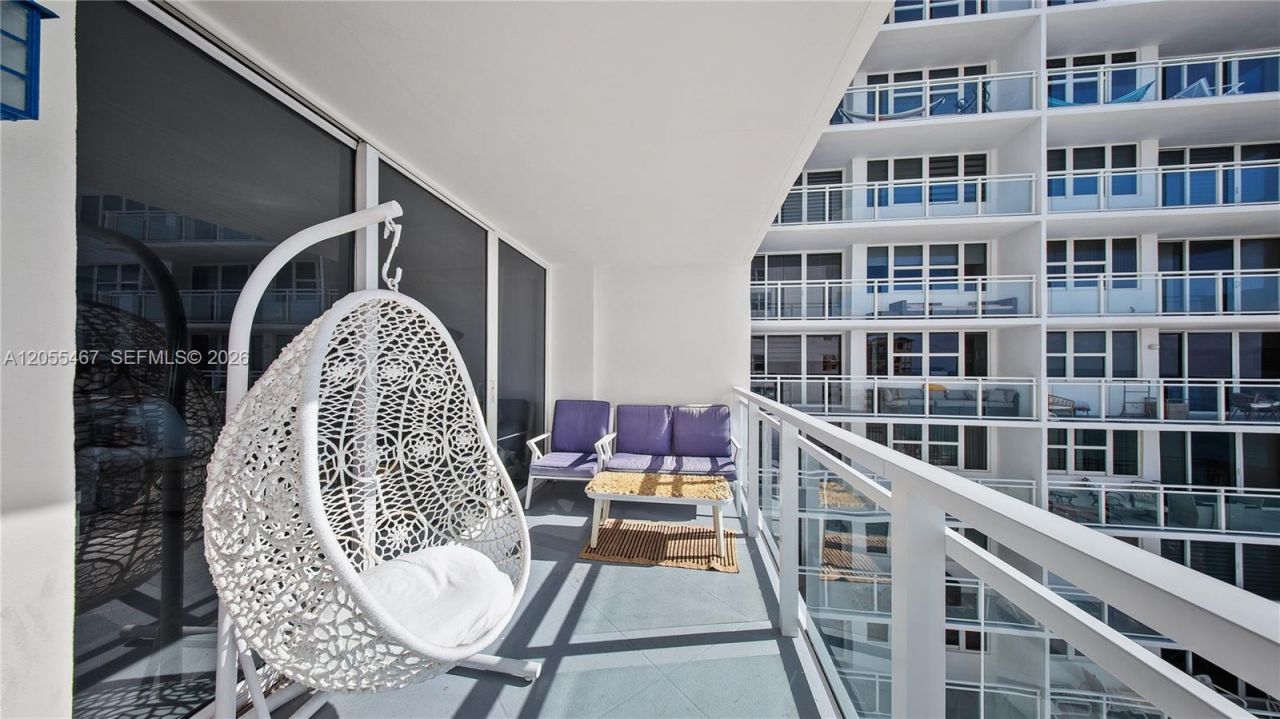 2030 S Ocean Dr , Unit 1716, Hallandale Beach, FL 33009 Photo