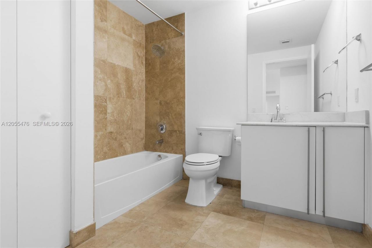 3030 NE 188th St, Unit 509, Aventura, FL 33180 Photo