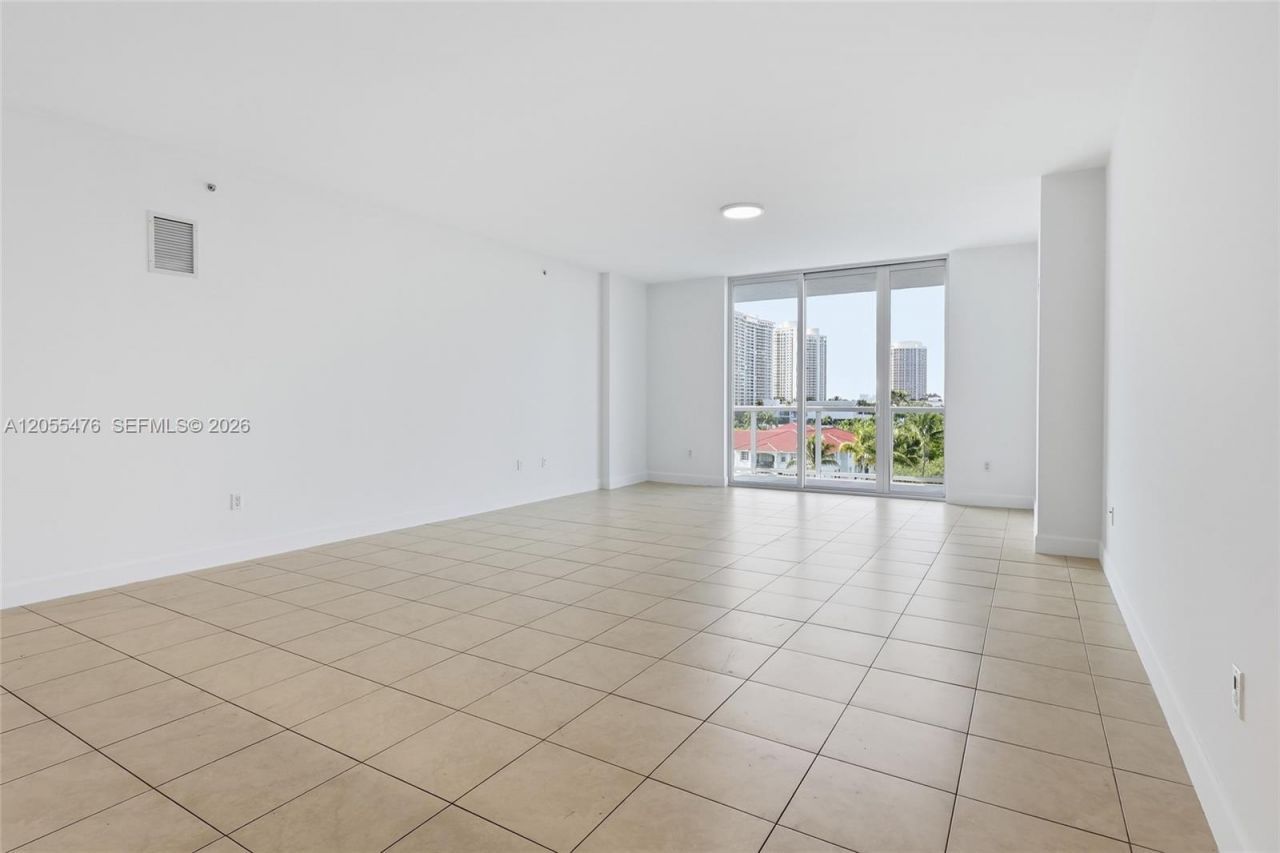 3030 NE 188th St, Unit 509, Aventura, FL 33180 Photo