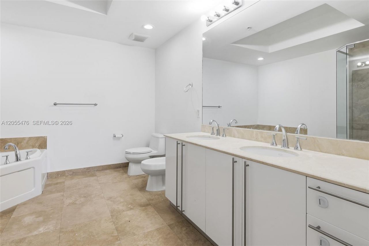 3030 NE 188th St, Unit 509, Aventura, FL 33180 Photo