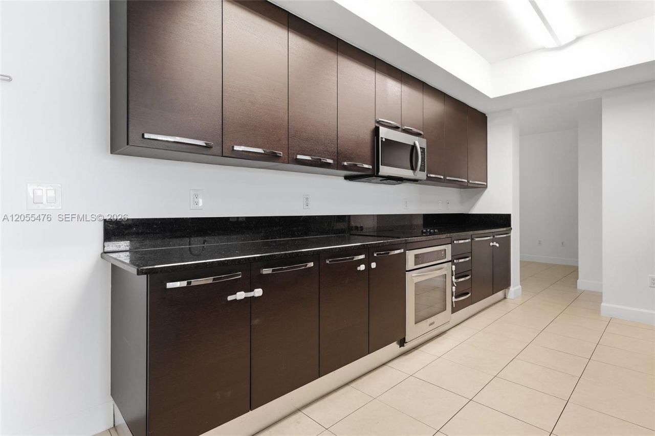 3030 NE 188th St, Unit 509, Aventura, FL 33180 Photo