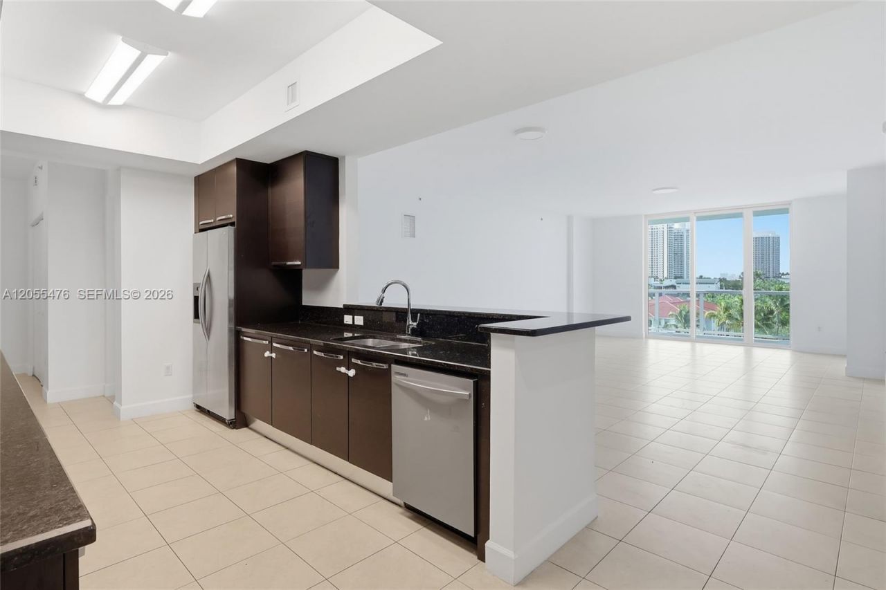 3030 NE 188th St, Unit 509, Aventura, FL 33180 Photo