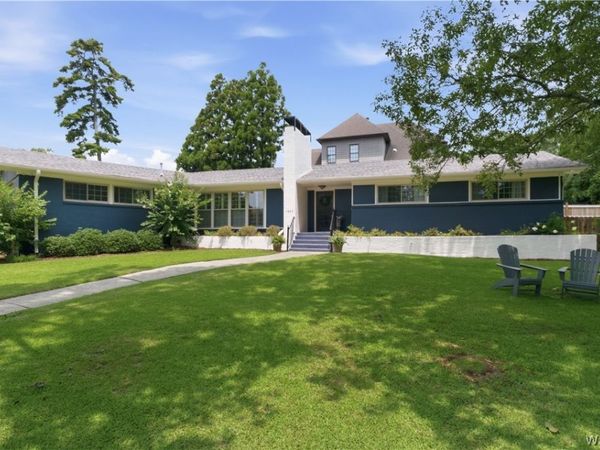1800 Laurel Road , Vestavia Hills, AL 35216