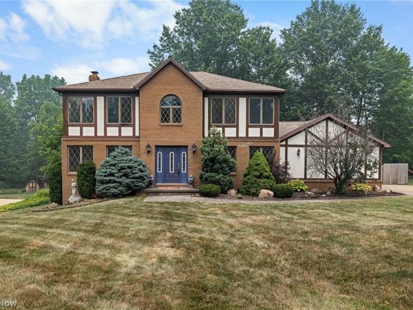 7562 Southampton Drive, North Royalton, OH 44133