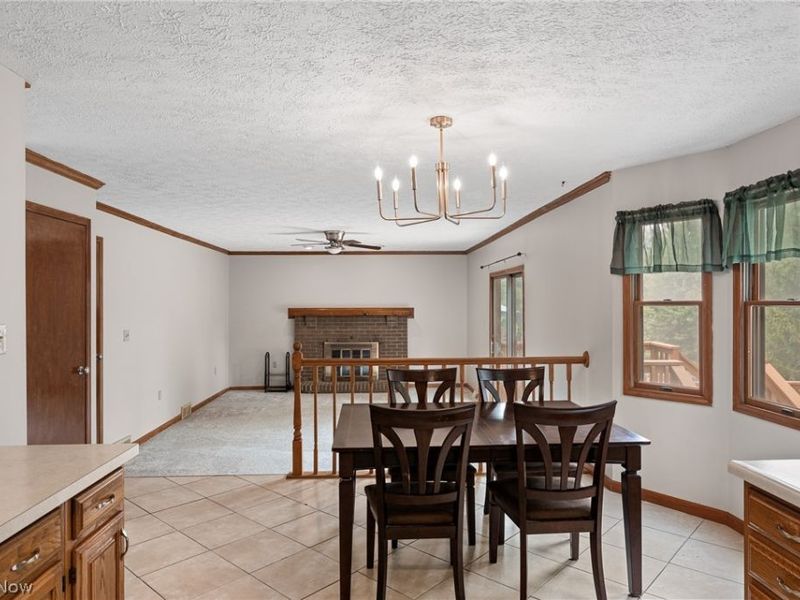 7562 Southampton Drive, North Royalton, OH 44133 Photo 12