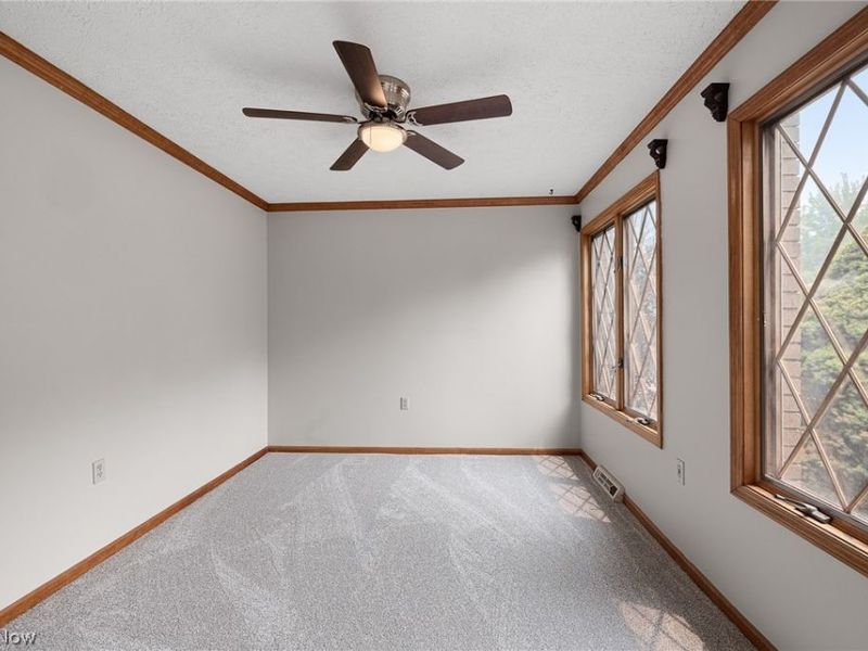 7562 Southampton Drive, North Royalton, OH 44133 Photo 4