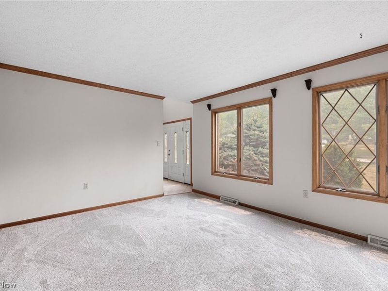 7562 Southampton Drive, North Royalton, OH 44133 Photo 7