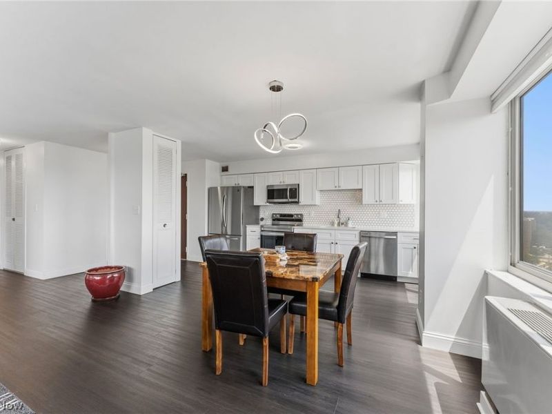 12520 Edgewater Drive, Unit 1501, Lakewood, OH 44107 Photo 12