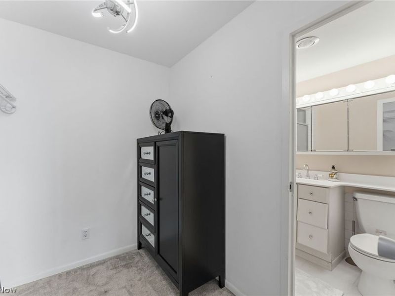 12520 Edgewater Drive, Unit 1501, Lakewood, OH 44107 Photo 24