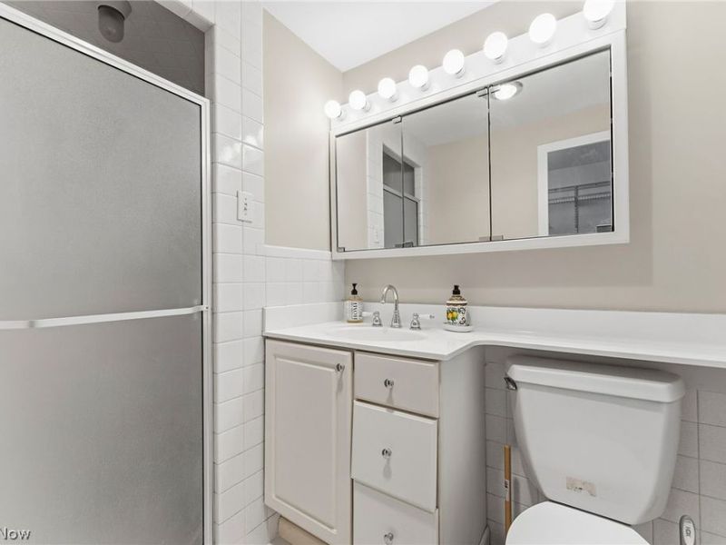 12520 Edgewater Drive, Unit 1501, Lakewood, OH 44107 Photo 25