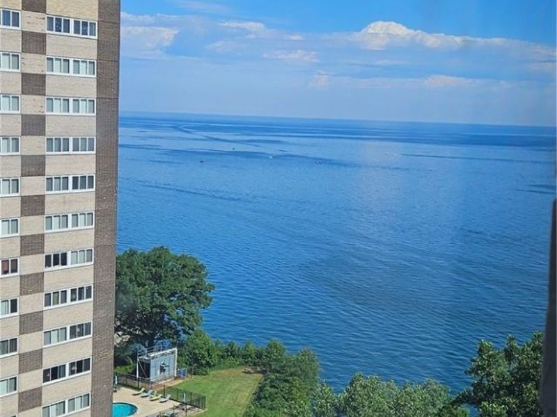 12520 Edgewater Drive, Unit 1501, Lakewood, OH 44107 Photo 36