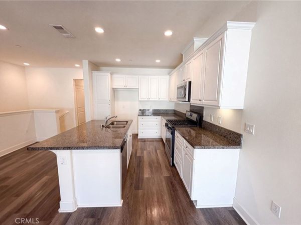 3120 E Yountville , Ontario, CA 91761